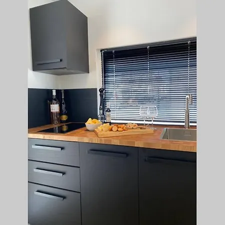 Tiny House Experience Oud Beijerland Lägenhet