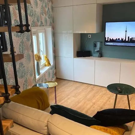 Tiny House Experience Oud Beijerland *