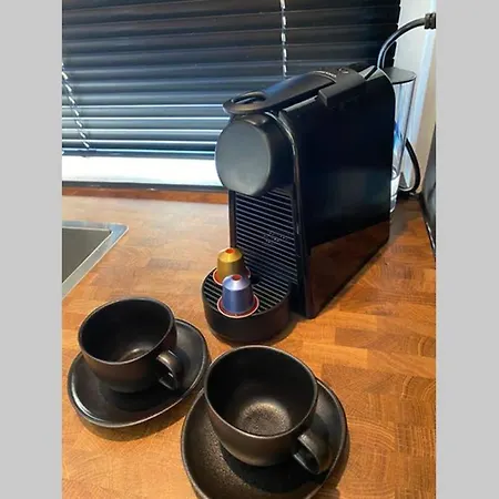 Tiny House Experience Oud Beijerland *