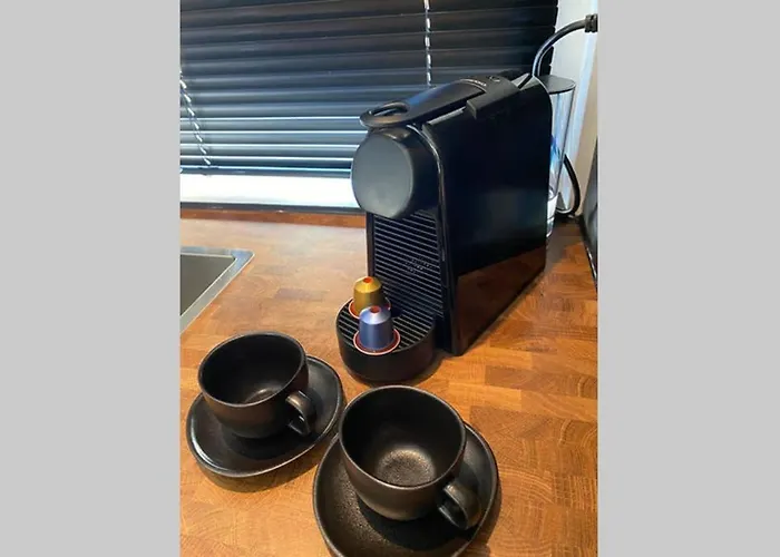 Tiny House Experience Oud Beijerland *