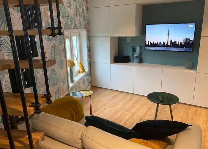 Tiny House Experience Oud Beijerland *