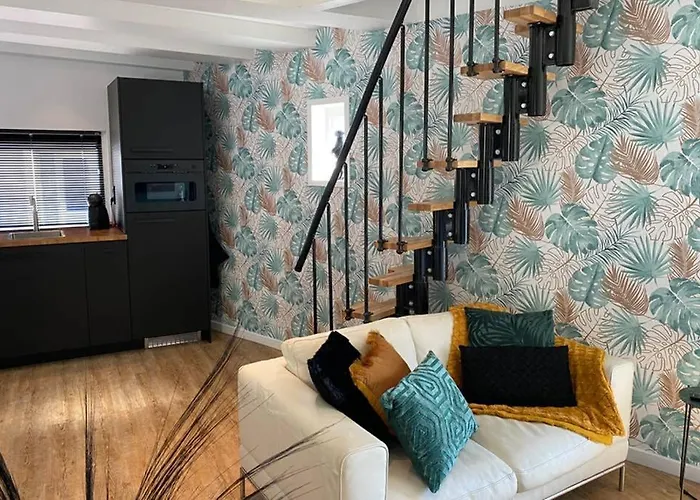 Tiny House Experience Oud Beijerland *